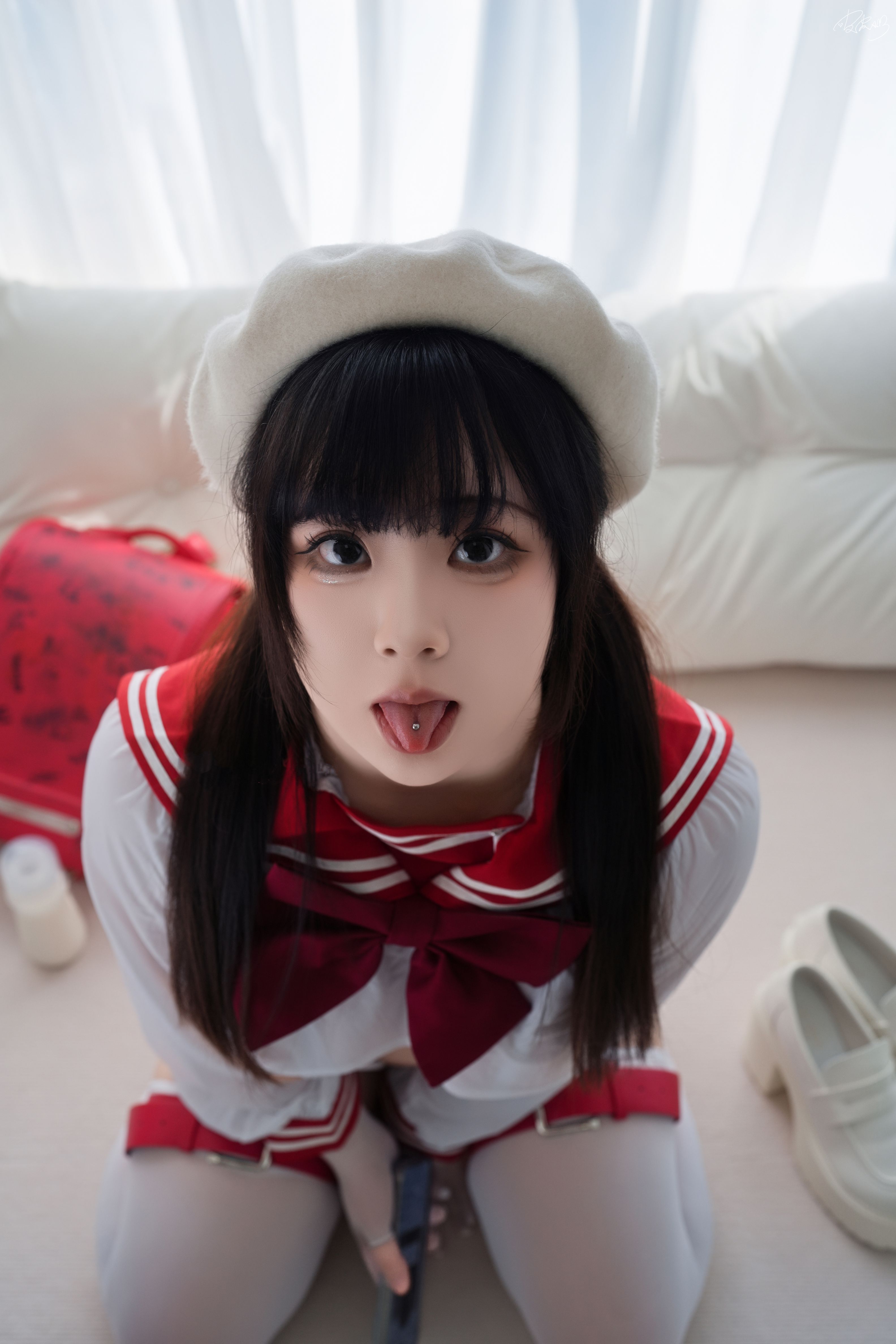 皮皮奶 Vol.066 JK红书包 [47P-1.31G]-吾爱二次元