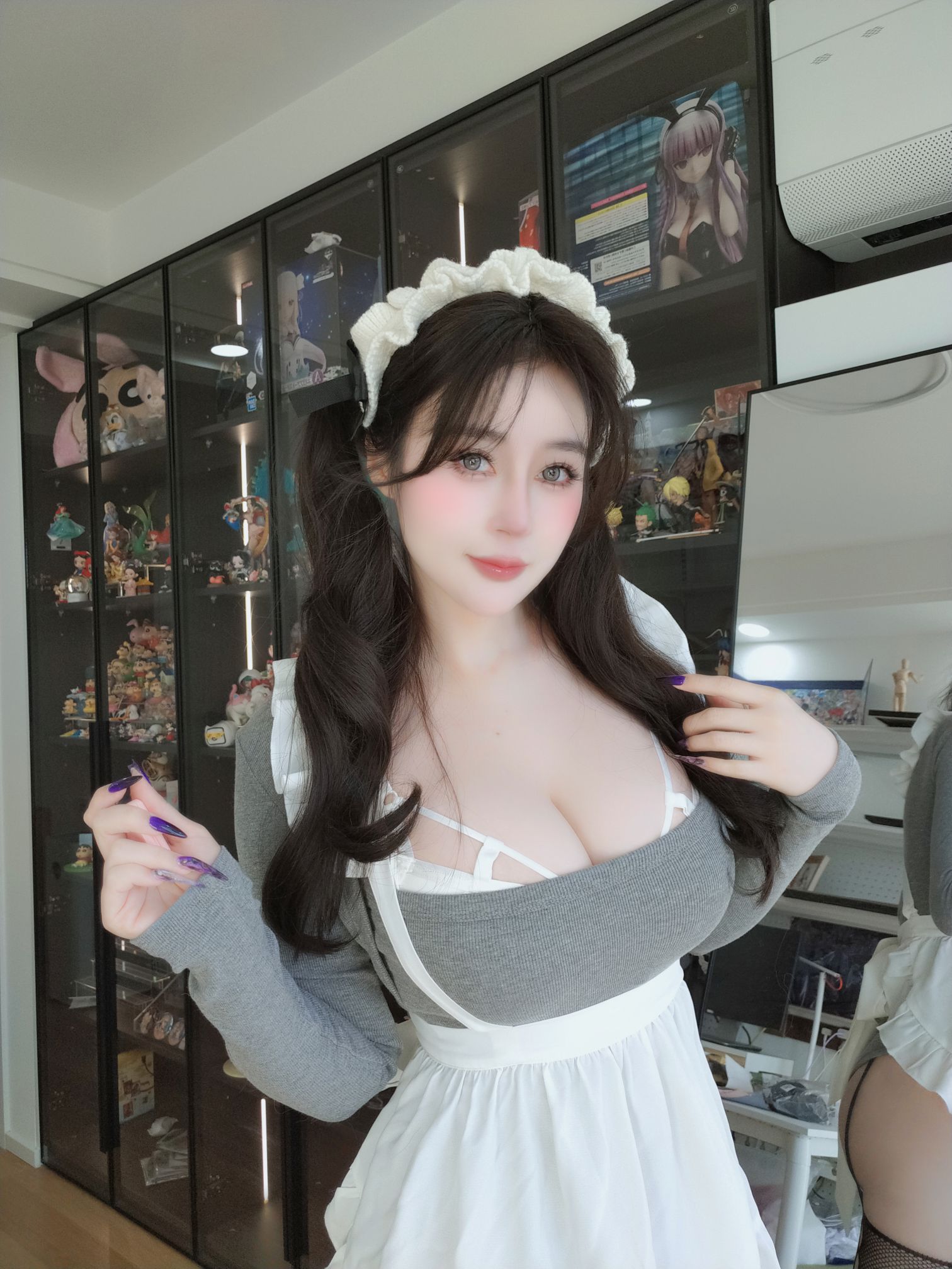 白银81 Vol.159 [Fantia] 25年6月会员合集[94P7V-1.18G]-吾爱二次元