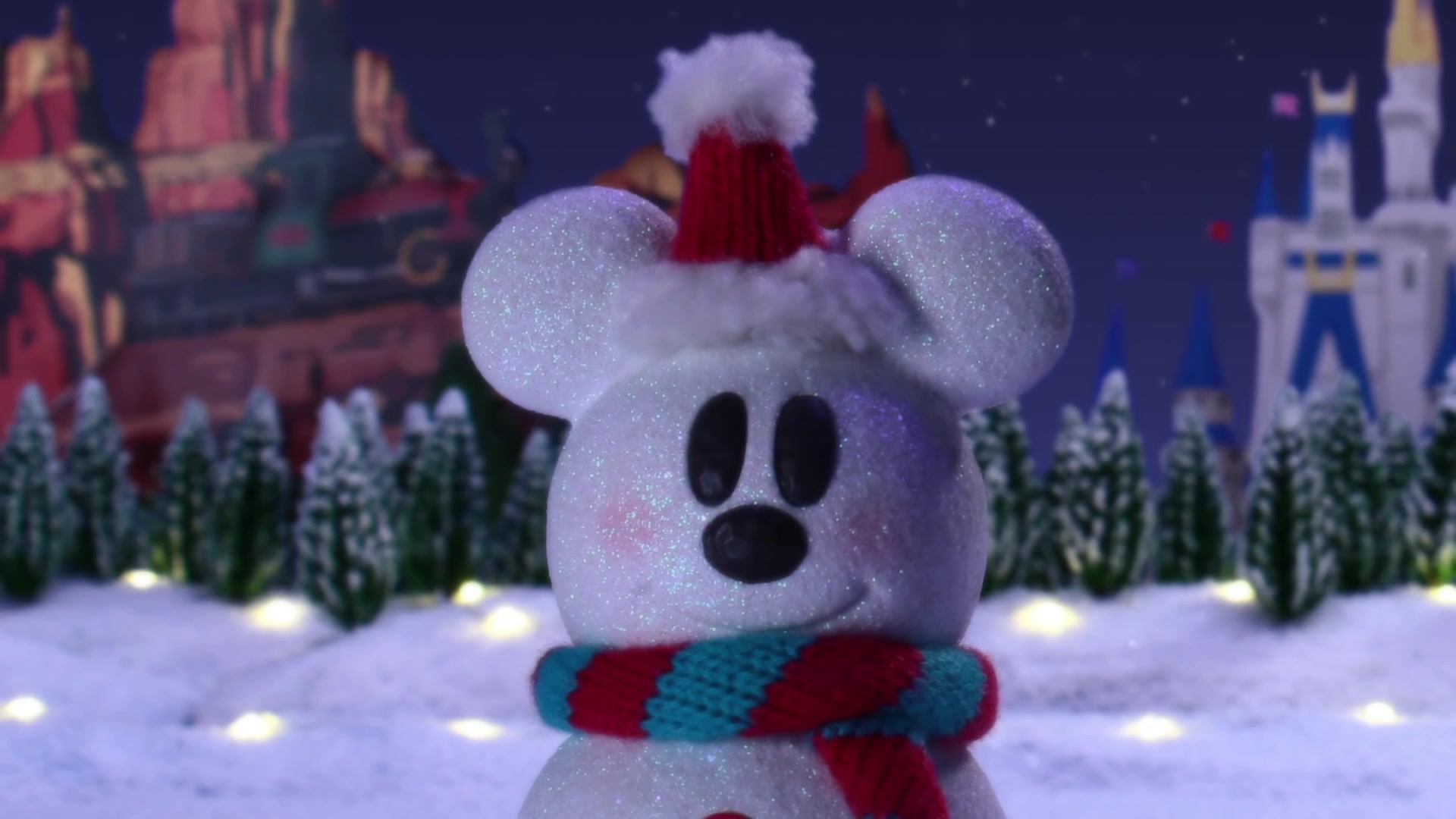 [图]【东京迪士尼乐园】圣诞节新伙伴雪人Nice to meet you! Disney Christmas' new companion "Snow Snow"