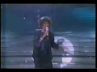 [图]【罕见超slay现场】Whitney Houston - All At Once (Live) 1987