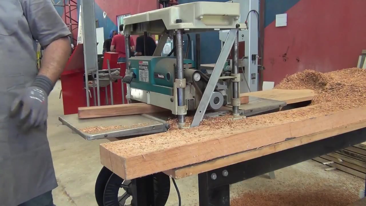 锯马cavaletes para a marcenaria (sawhorses)