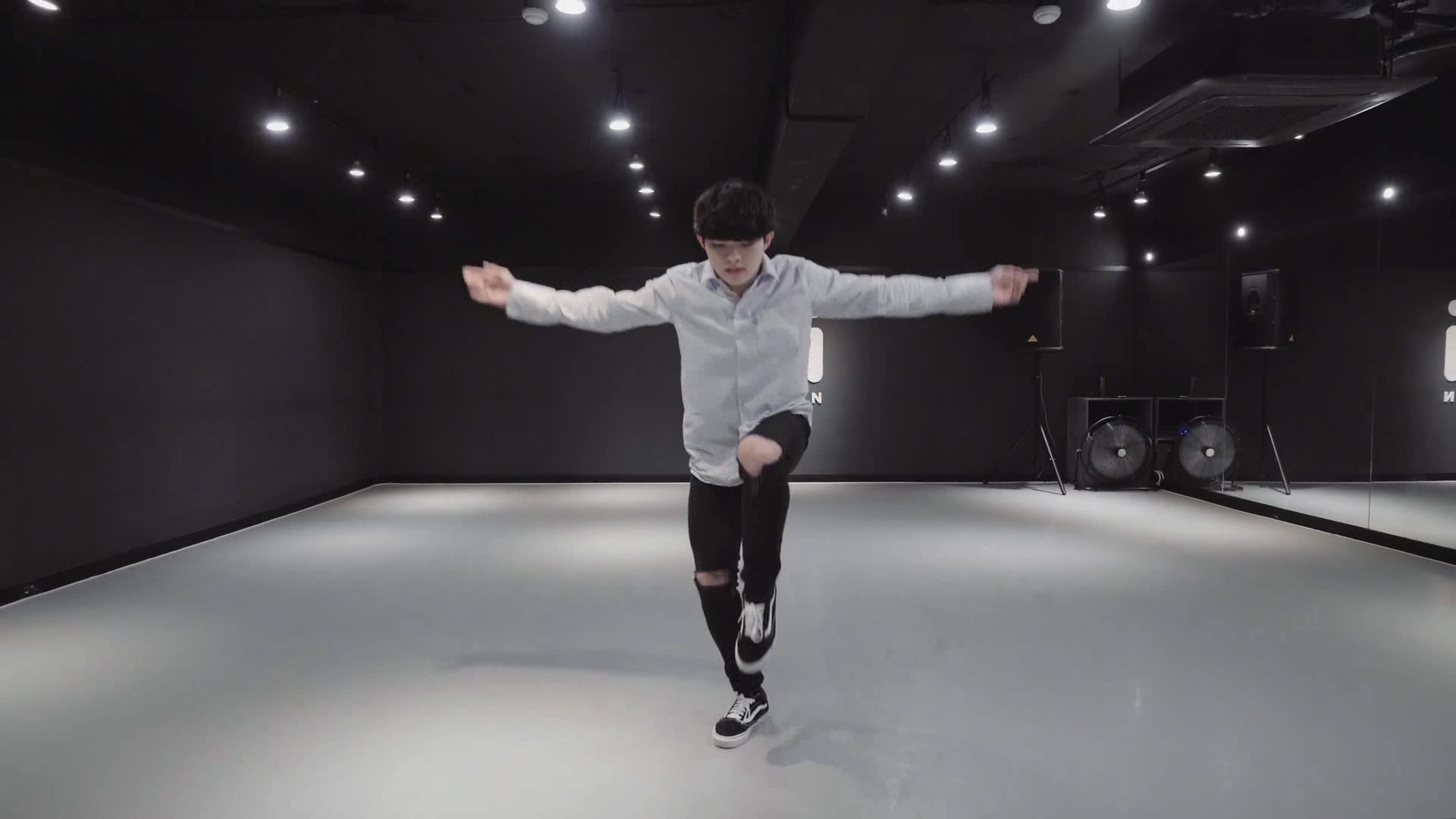 刘隽大鱼青花瓷舞蹈视频混剪