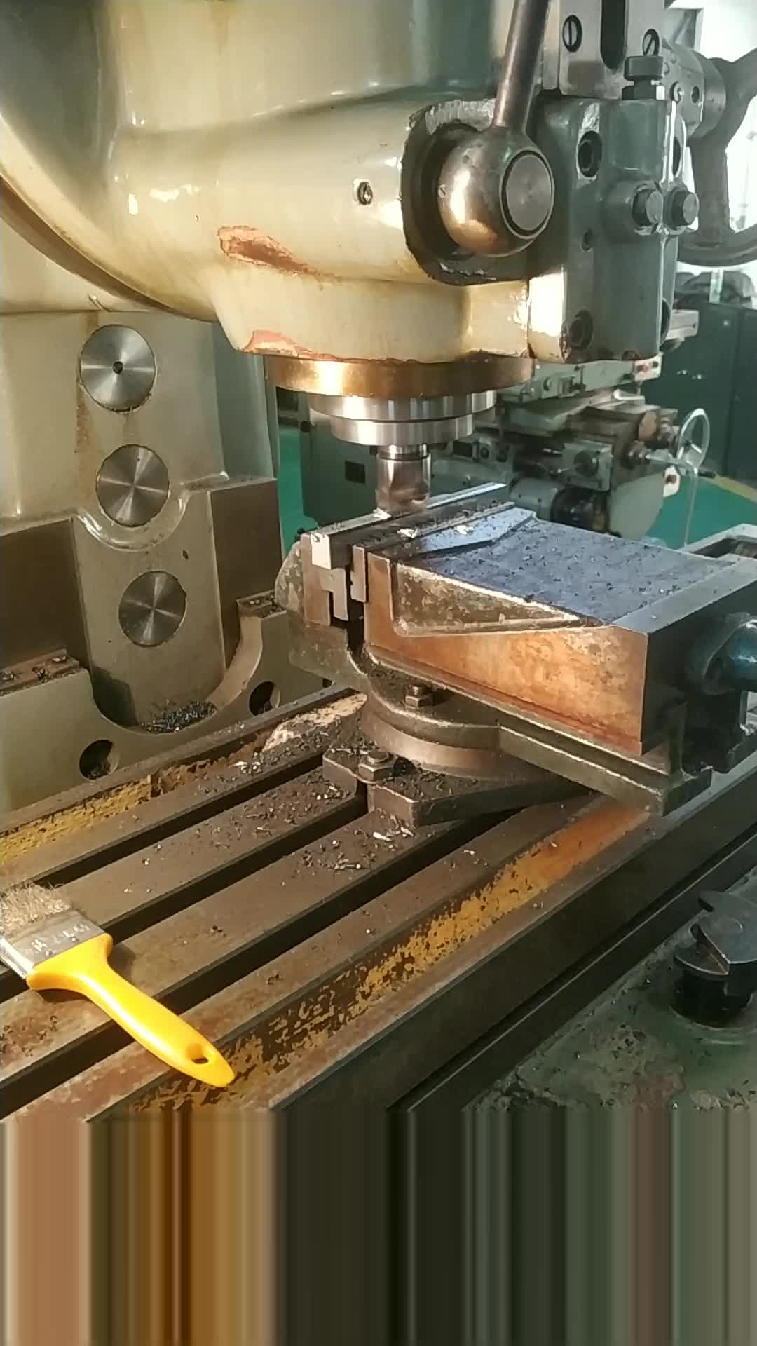 金工实习之无聊的铣工_哔哩哔哩 (゜-゜)つロ 干杯~-bilibili