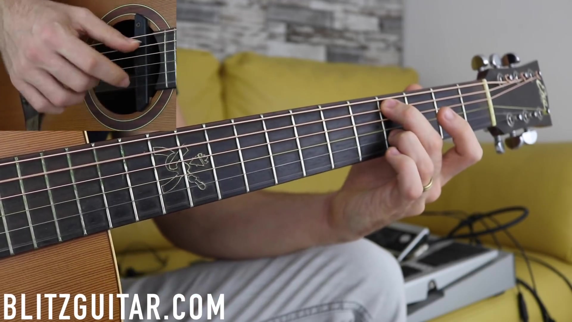 怎么弹出好听悦耳的吉他和弦无字幕